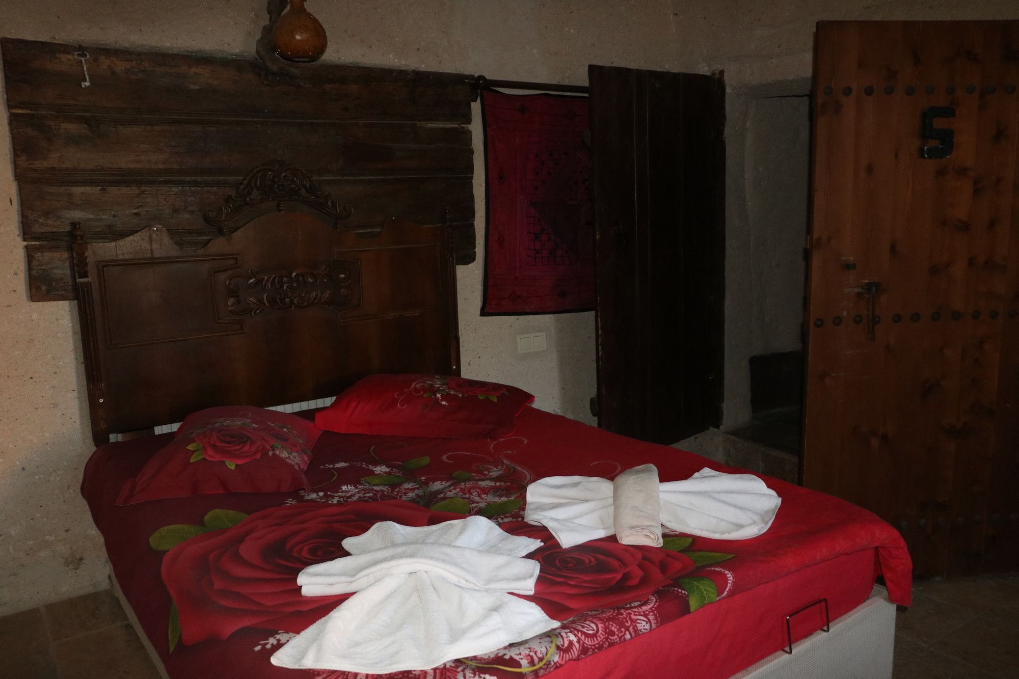 Crazy Horse Pension Ortahisar Exterior foto